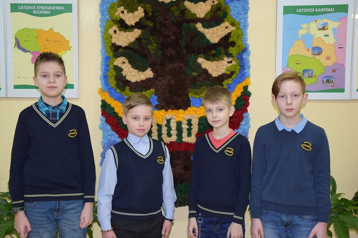 PRADINUKŲ MATEMATIKOS OLIMPIADOJE – 4 PRIZININKAI