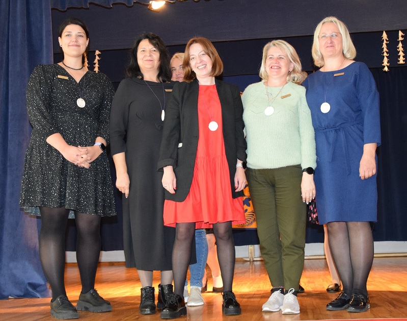 MOKYTOJO DIENA – KUPINA ŠVENTIŠKŲ STAIGMENŲ